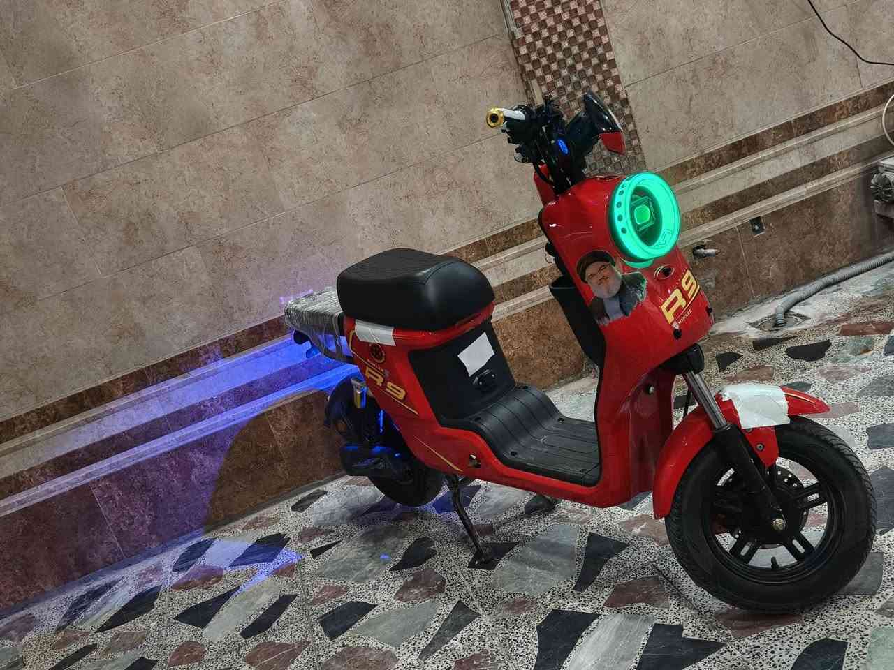 سلام عليكم دراجه R9للبيع 2026
بطاريات جدد للبيع شرط على فحص 
نظام البك R
نظام  P
ملف ١٥٠٠شلعه قويه تجي وتشوف
سعرها ٣٨٥ وبيها مجال بسيط حك الجيه 
تواصل واتساب ***********
