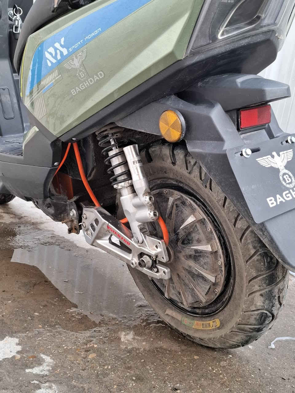 سكنس شحن للبيع
سگنس شحن من نوع rx baghdad

 بطاريات 32 امبير
سرعه 90
لايتات زنون عالي وناصي
بريكات هايدروليك (دسك) 
نظام انذار الامان
شاشه ديجتال تشغيل كارت وبصمه وسويج
ماشيه 4300km
السعر 850الف
مكاني بغداد /الكراده 
المشكله الوحيده (صوت بالدسكات بسبب المطره الاخيره)


**إذا كنت صاحب هذا الإعلان وتريد حذفه لأي سبب، رجاءا أرسل رسالة إلى الدعم الفني**