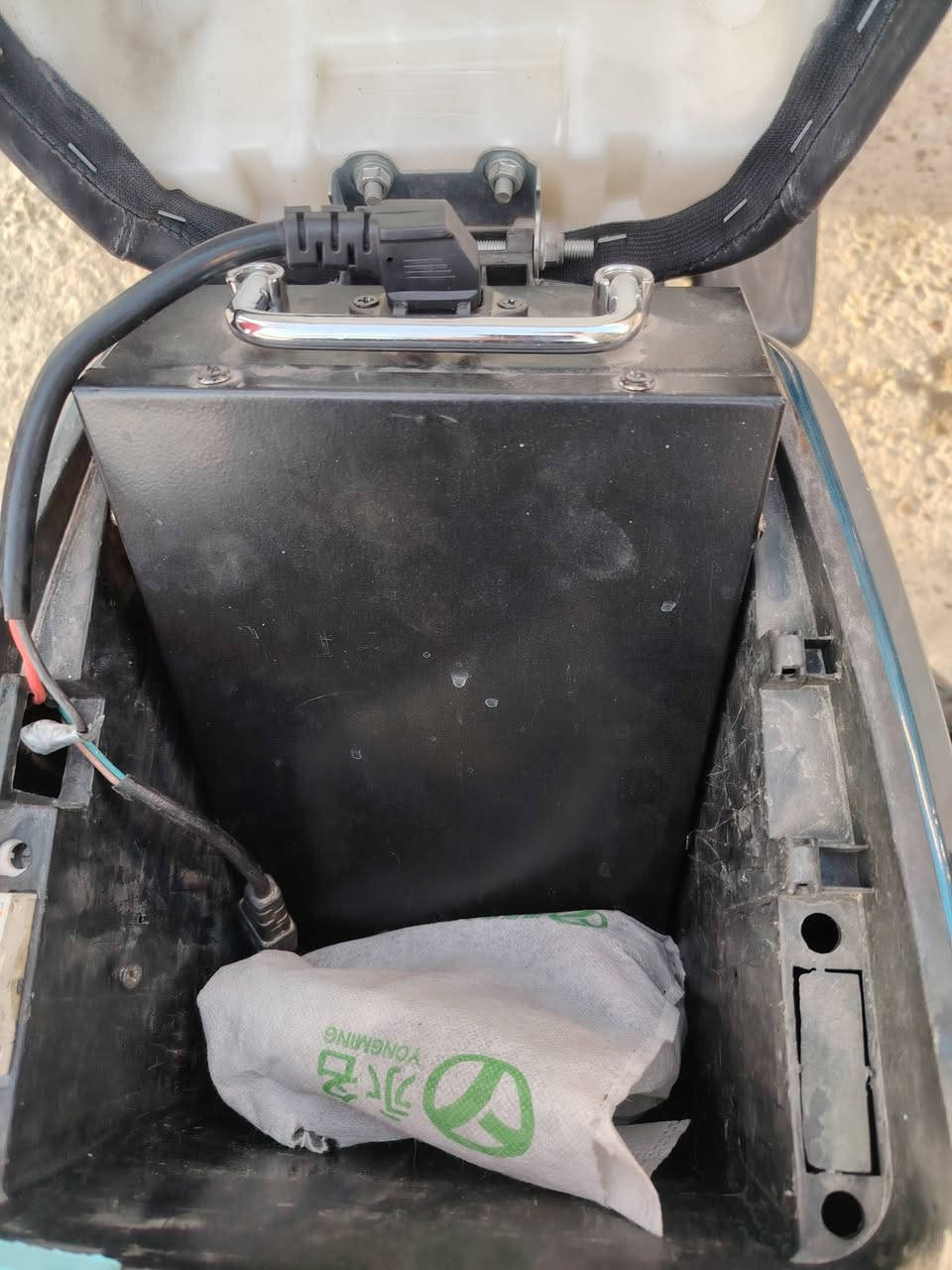 السلام عليكم دراجه شحن 2026his
4سرع نضام بك سرعتها القسوه 75
بطاريات ليثيوم 65واط
الملف 1500
تمشيك 30كيلو
جديده الدراجه استخدام قليل
السعر600وبيها مجال
السكن غزاليه شارع المشجر
***********
