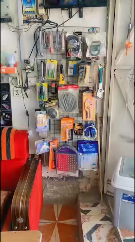 السلام عليكم محل كامل ابورمانه مقابل جامع بيت مخيلف سبب البيع عدم التفرغ طول المحل 11العرض4 التفاصيل اتصل وسهله***********أبو مهدي الدراجي
