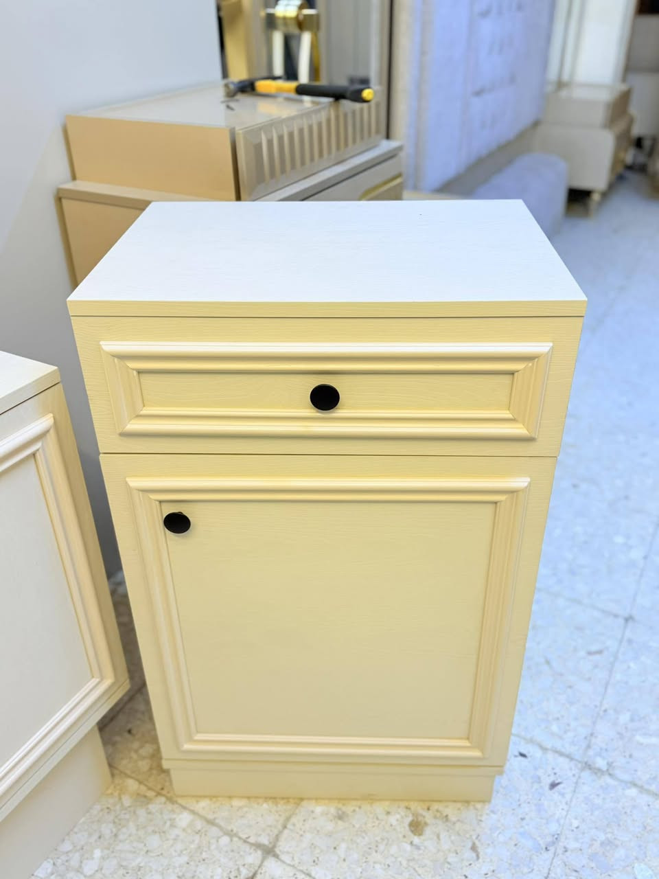 غرفة تركي
التوصيل والشد داخل بغداد مجاناً
يوجد توصيل محافظات بكروة حجز وت   ***********🌼🌼🌼
