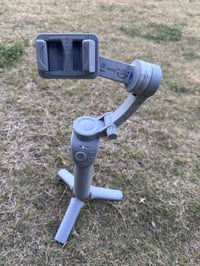 إلكترونيات • مستخدم قليل • للبيع