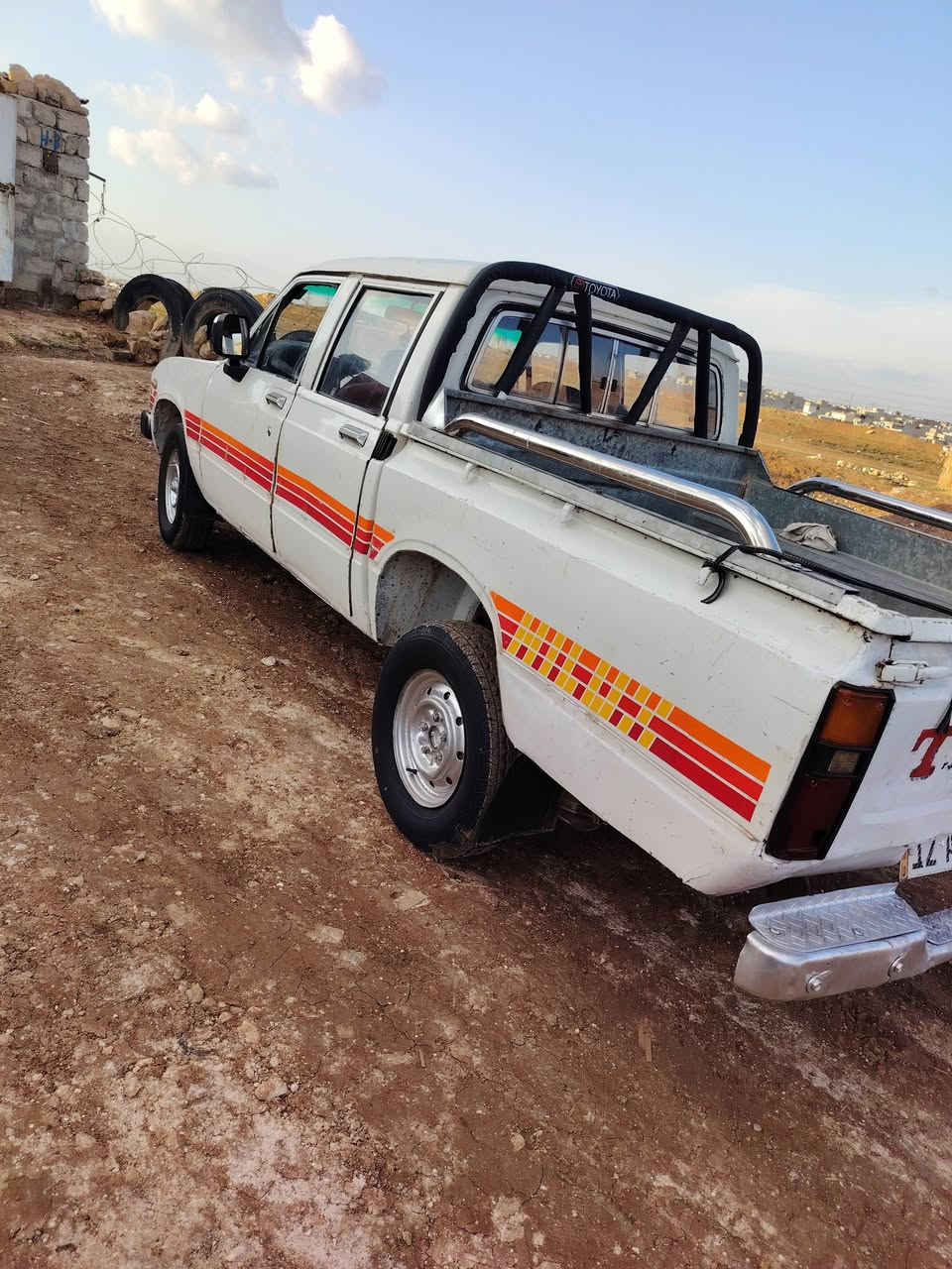 السلام عليكم بيكم للبيع موديل82رقم نينوه انكليزي شرط التحويل السعر 45 استفسار عل رقم ***********///***********
