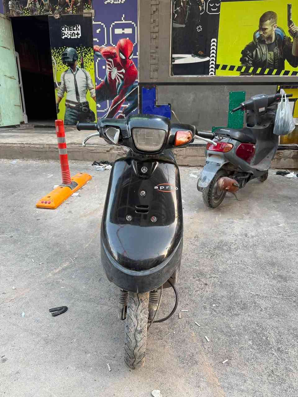 دراجه بطة للبيع 2003كهربائات كلها شغاله مكينة جديدة فقط باتري يتبدل سعرها350وبيها مجال ***********
