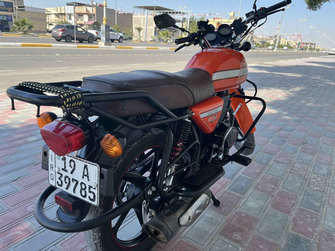 سلام عليكم دراجه دايون للبيع موديل 2023مكينة 200مرقم كربلاء دراجة نضيفة 
سويجين 
لوحتين 
دبل اشارة 
زوج مرايات بطح هديه وياه 
دراجه نضيفة وحلوه 
مكاني كربلاء حي الميلاد 
السعر (2300)
وبيه مجال للشراي


**إذا كنت صاحب هذا الإعلان وتريد حذفه لأي سبب، رجاءا أرسل رسالة إلى الدعم الفني**