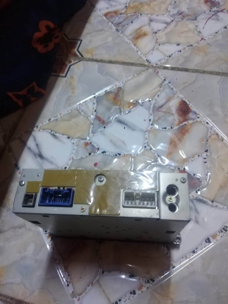 غراض للبيع بصره شارع المقاولين ***********
