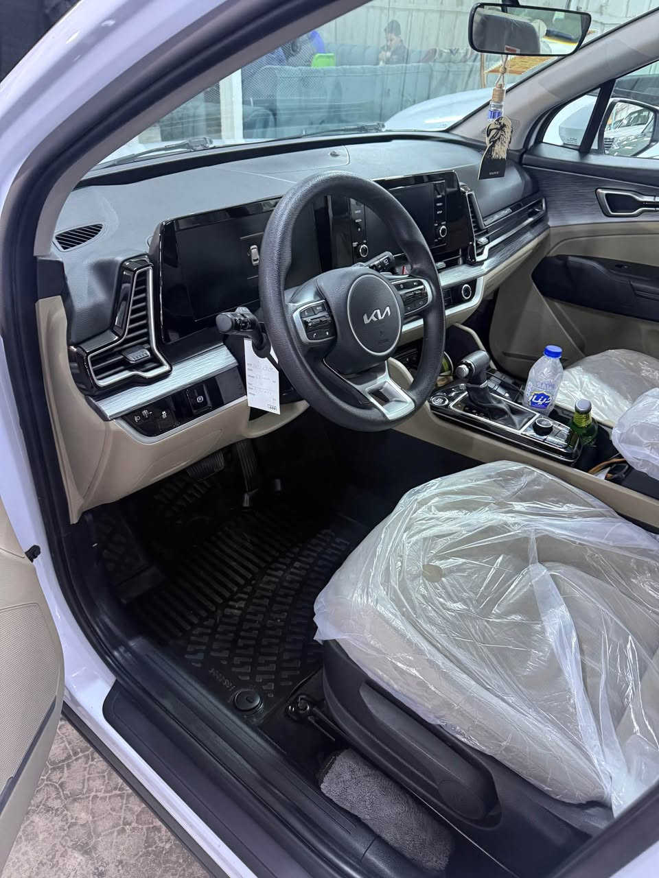 سبورتج 23بغداد الدوليه مكفوله كفاله عامه عدا رصعه صغيره بالجاملغ السياره في بغداد شارع فلسطين السعر 21وبي مجال الاتصال ب*********** بغداد, العراق
