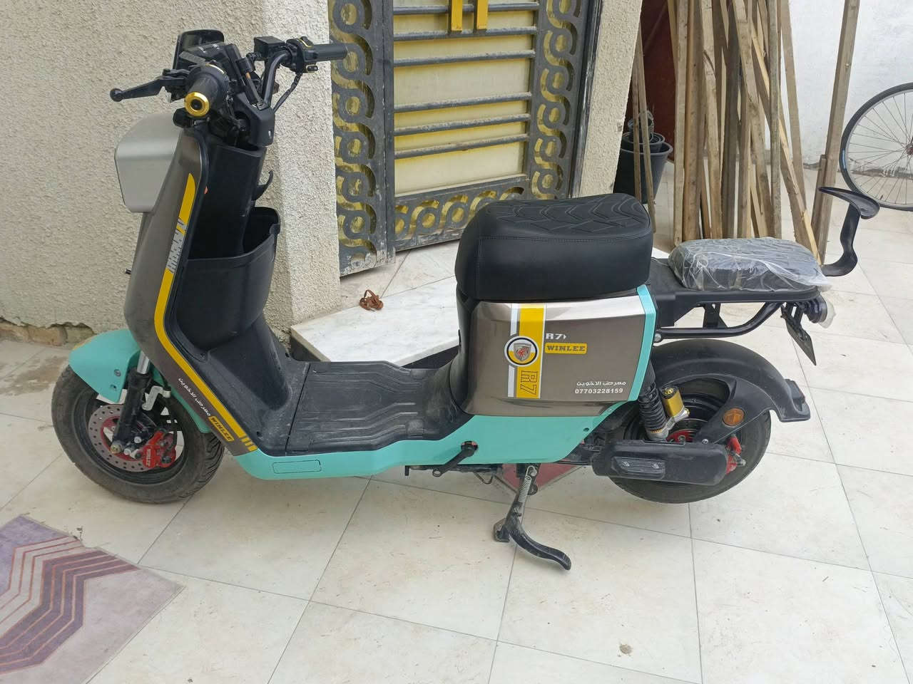 السلام عليكم دراجه شحن جديده استعمال قليل نوع R7
بطاريه حجم 32 
دراجه كامله من كلشي  غراضه كامله وتساب ***********
