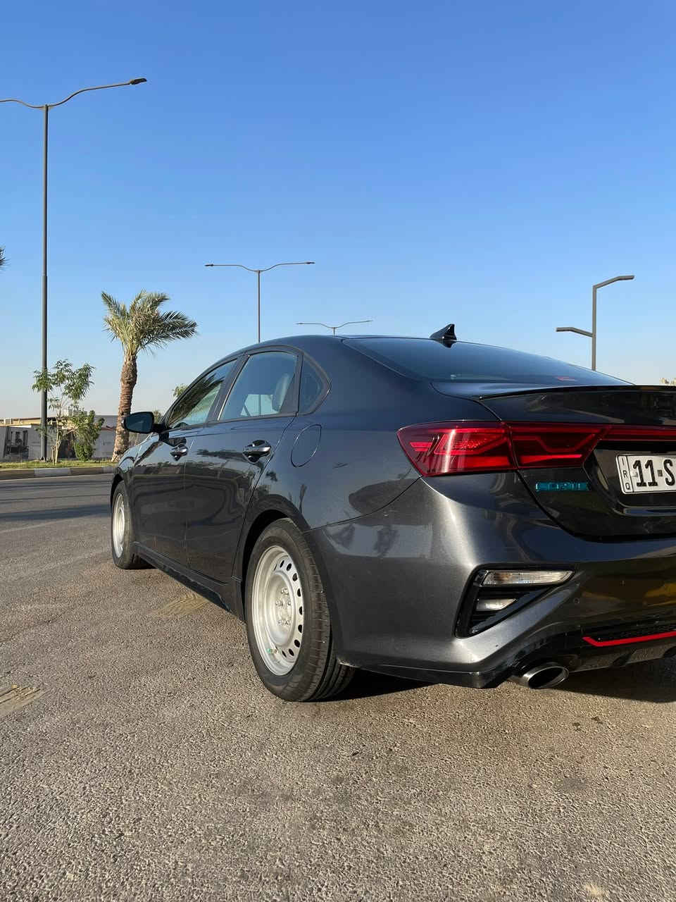 فورتي أمريكي
2020 GTتيربو
محرك 1600
فول بصمه فتحه كشنات تدفىئه تبريد

تبريد شغال ثلج

حادث بنيد وجاملغ وربع باب 
بدون دواخل

 رقم بغداد
بسمي السياره تحويل مباشر
 السعر 110
***********
