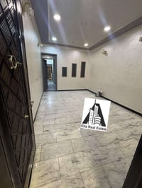 للأيجار شقق سكنيه جداً نظيفه 💚طابق أرضي : استقبال ومطبخ وغرف نوم 2 وصح...