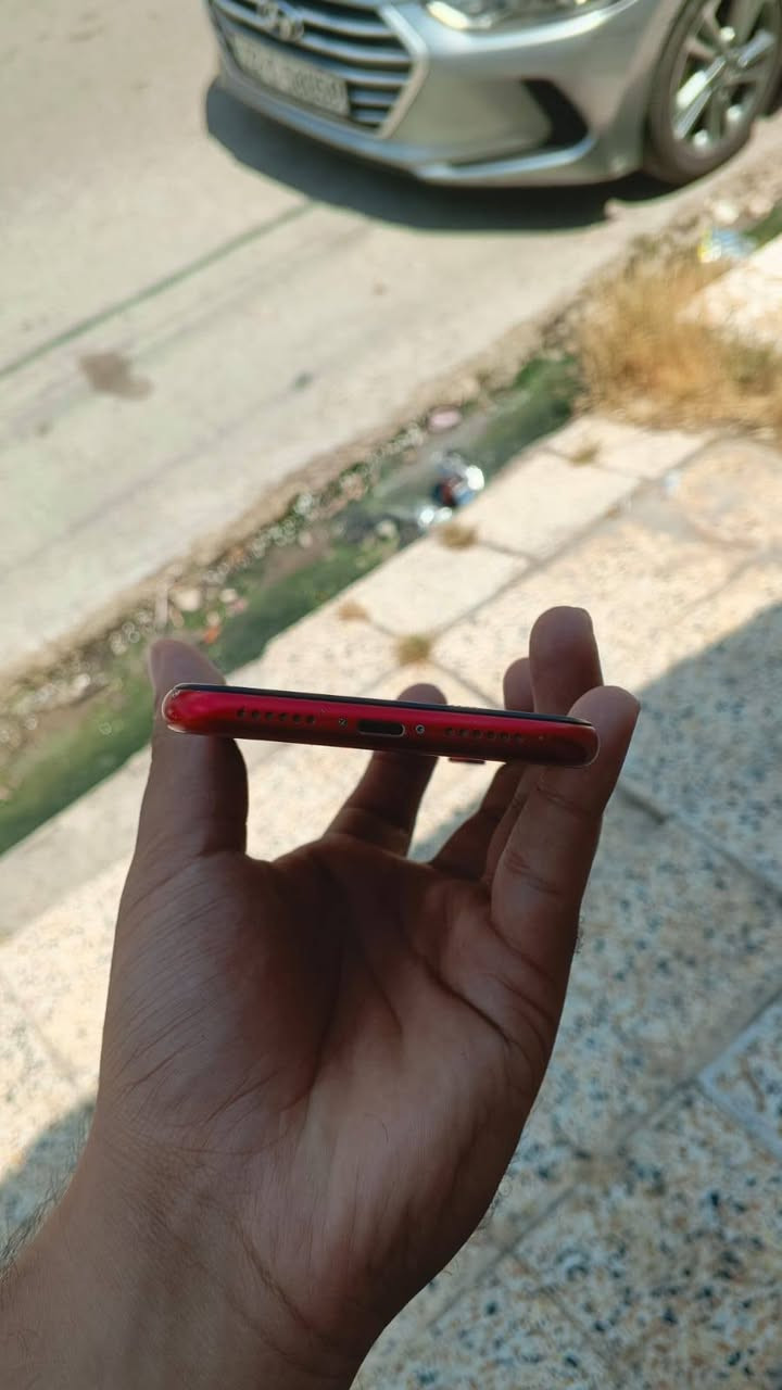 ايفون xr
ذاكرة 64 
بطارية 100 مبدلة
شاشة مبدلة نوعه درجة اولى فيس ايدي واكف
نظافة الجهاز 99 بالميه 
السعر 150 ببه مجال بسيط  
*********** واتس اب

