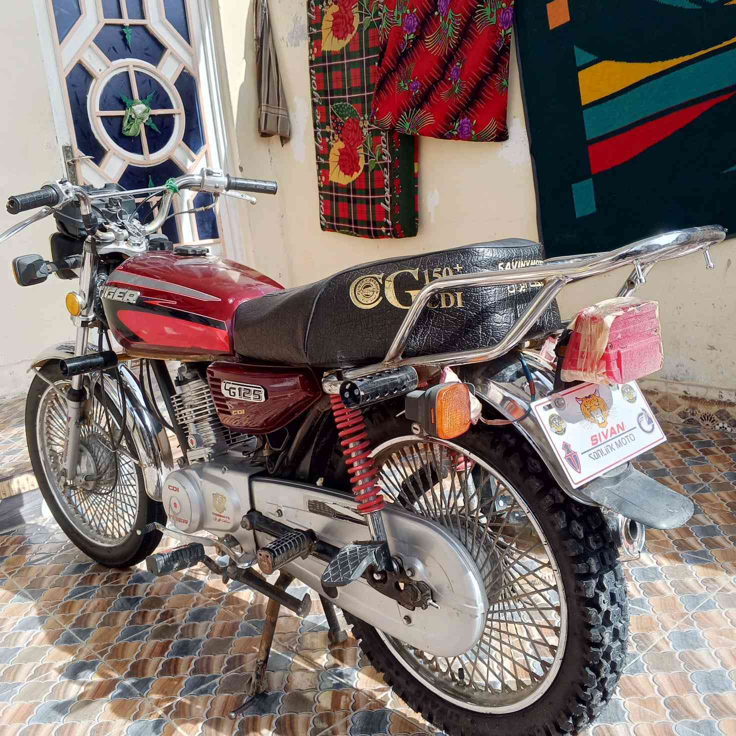 السلام عليكم دراجه تايكر للبيع موديل 2021 كهربائيات شقاله تخم تاير باتري جديد اوراق كامله العنوان واسط العزيزيه الشراي يتصل على الرقم ***********/متواجد على الفيس
