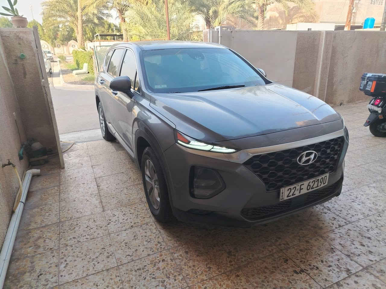 سنتافي ٢٠١٩ وارد كلين مكفوله محرك ٤ سلندر رقم اربيل وبيها باج تظليل السعر ١٦٥ ورقه ***********
