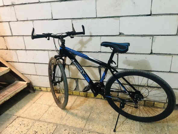 باسكل جبلي ياباني حجم 29 كامل مكمل امس مشتري نضافه 100%يعني مابي شخط عنواني ناصريه مركز رقم التواصل ***********سعر 160وبي مجال
