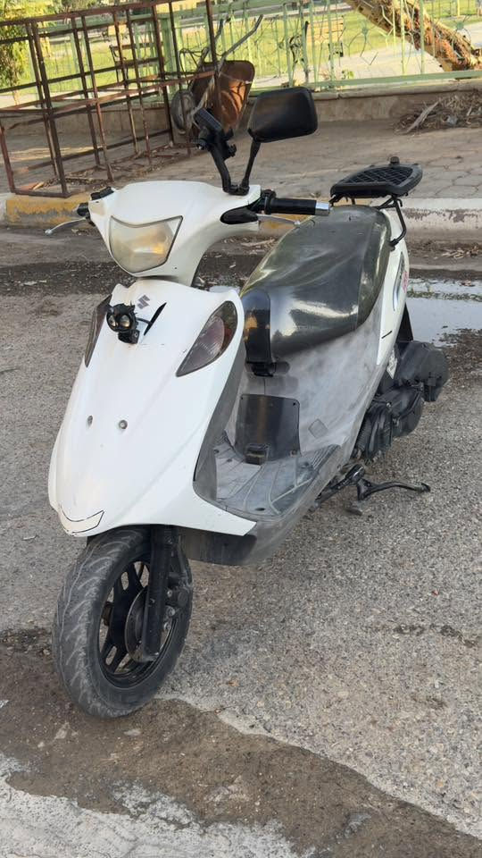 دراجه ادرس قديم نضافه فول مثل ما بل صوره كلشي شغال بيهه مابيه كل نقص رايده اب 600 او بيه مجال 
اتصال ***********

