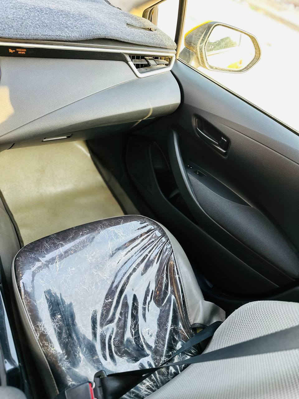 كورلا موديل 2022رقم بغداد مميز ماشي 68 بيهه تبديل بابين بدون اي داخل  السايق وخلف السايق و شويه ابراس البونيد تعديل بارد السعر 150 العنوان كركوك ***********
