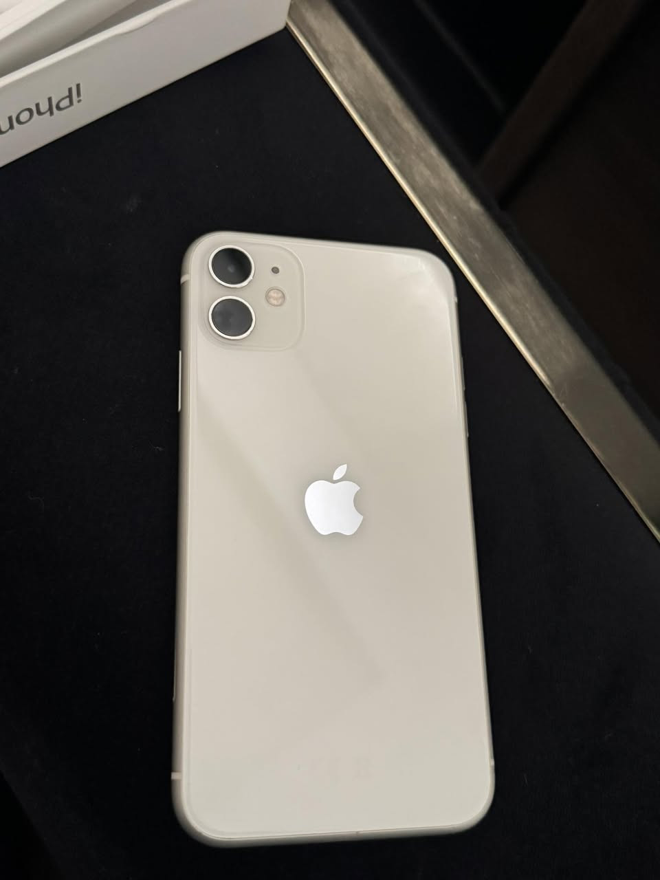 ايفون ١١ عادي للبيع بطاريه ٧٣
مع الكرتونه نظافه الجهاز ١٠٠٪؜
سعر ٣٠٠
***********
بغداد
