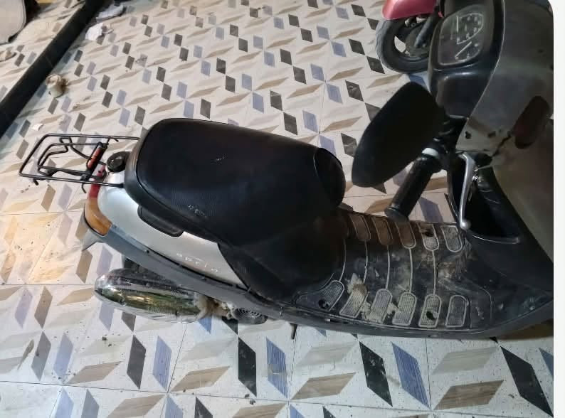 سلام عليكم دراجه بطه ٦٠للبيع شغاله هندر سلف سعر ٢٥٠وبيه مجال رقم ***********مكان كربلاء طويريج
