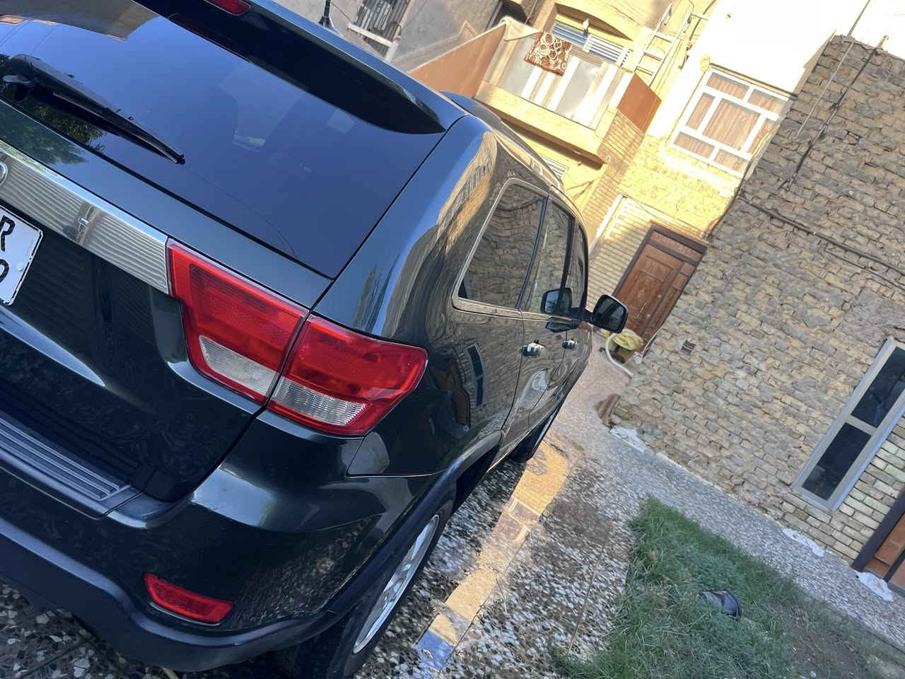 السلام عليكم
للبيع جيب موديل 2011

الون زيتوني 

لاريدو

مكينه 3600

تحكم ستيرن

تو ويل

بصمه بوب 

بصمه تشغيل 

مخمل كشنات

كامره 

عليها ادامه كامله

براد دهن

نوزلات

بلكات 

فيت بم

مساعد فيت بم

دسكات
برمجه مراوح 

لايتات مال موديل 2013 ( لايتات زنون منضومه كامله) 

حادثها سرقه جاملغ اليمنه واليسره والدعاميه

سنويه والرقم جديد ب اسمي 

مكنها بغداد الاعظميه

***********

السعر 155 بيها مجال كلش بيسط
