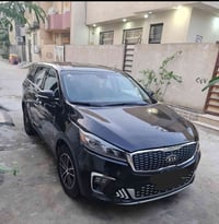 سورينتو ٢٠٢٠ • ٦ سلندر • ٧ راكب