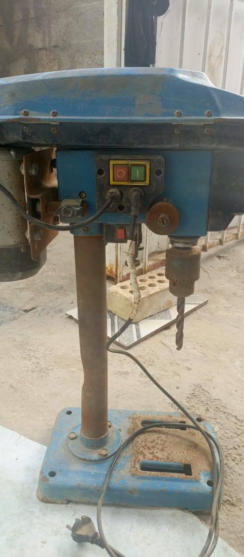 للبيع ثقابة كهربائي نظيفه مكان بغداد مثل الصور وتفاصيل والسعر اتصل بالرقم ***********5
