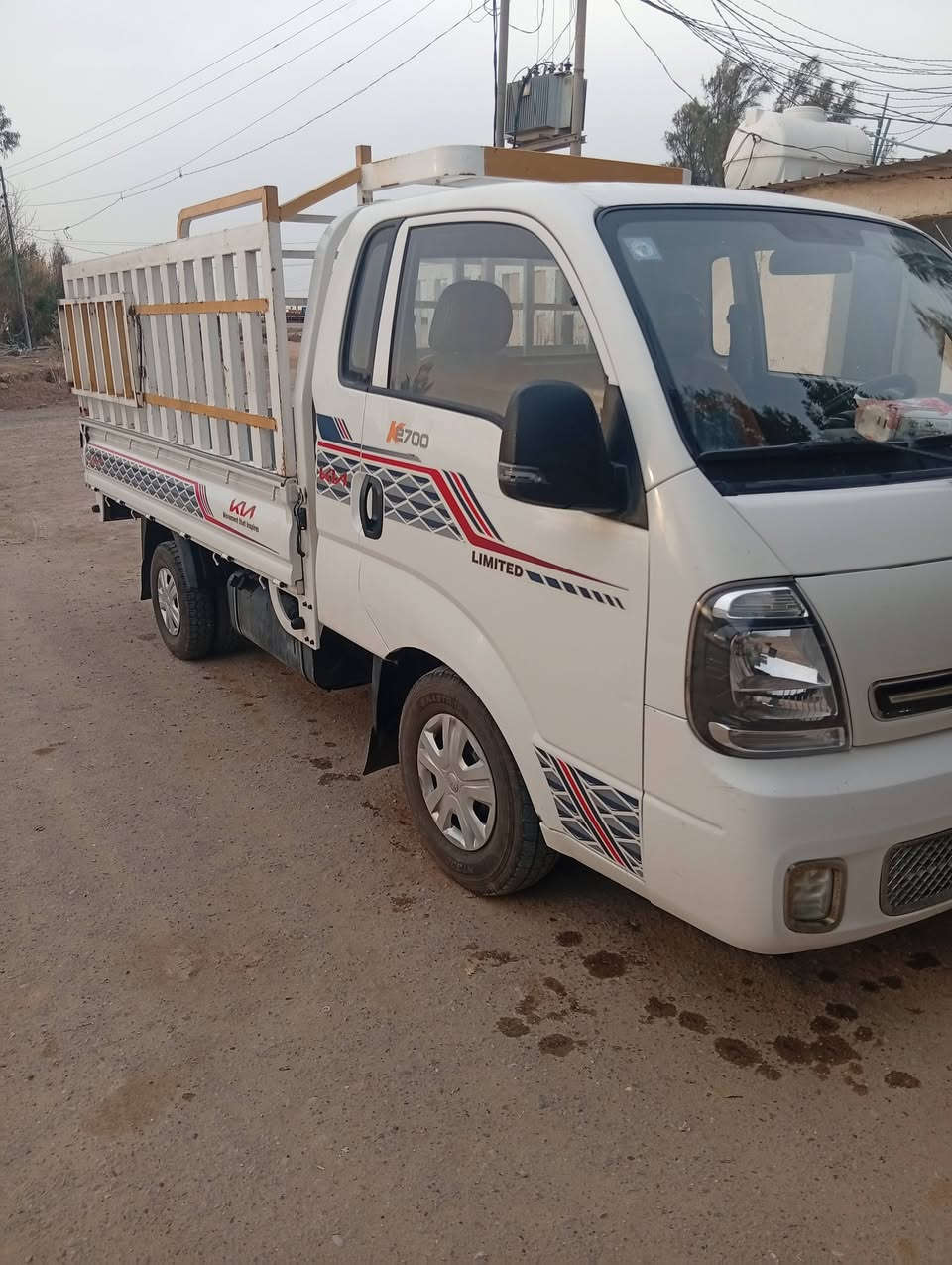 السلام عليكم للبيع كيا حمل موديل 2022رقمه قادسيه الاستفسار ***********
