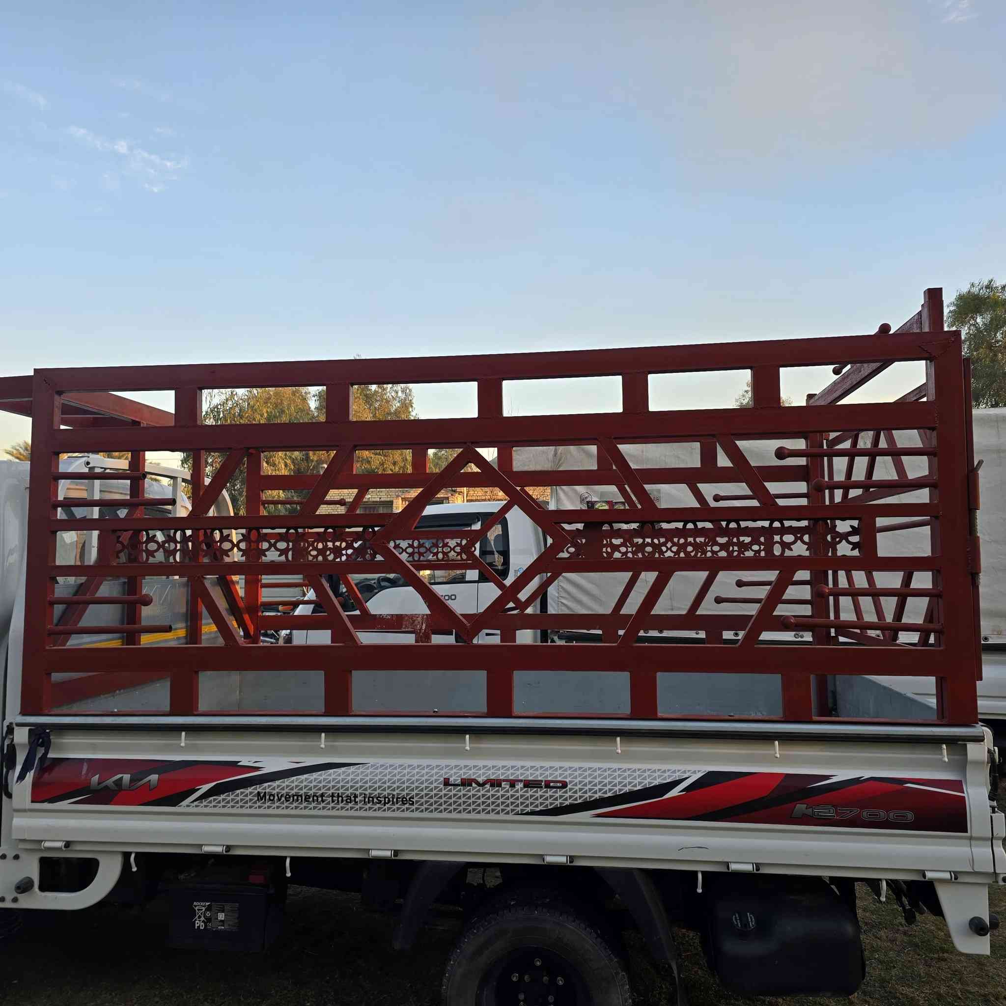 محجر نثيه جديد غير مستخدم ارتفاع ١١٠ السعر ٣٧٥
***********
