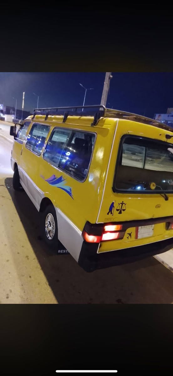 السلام عليكم كيا بستا 1995سنويه لل2027كهربائيات شغاله من الطول للطول تخم تاير جديد حداديه جديده كير مكفول اكسن مكفول شواصي 3 مكفولات بس مال عبري معممر تعمير مضبوط مكينه بيها بخار تريد وكاله او تحويل ماكو مشكله السعر 37 بيها مجال بغداد البياع ***********
