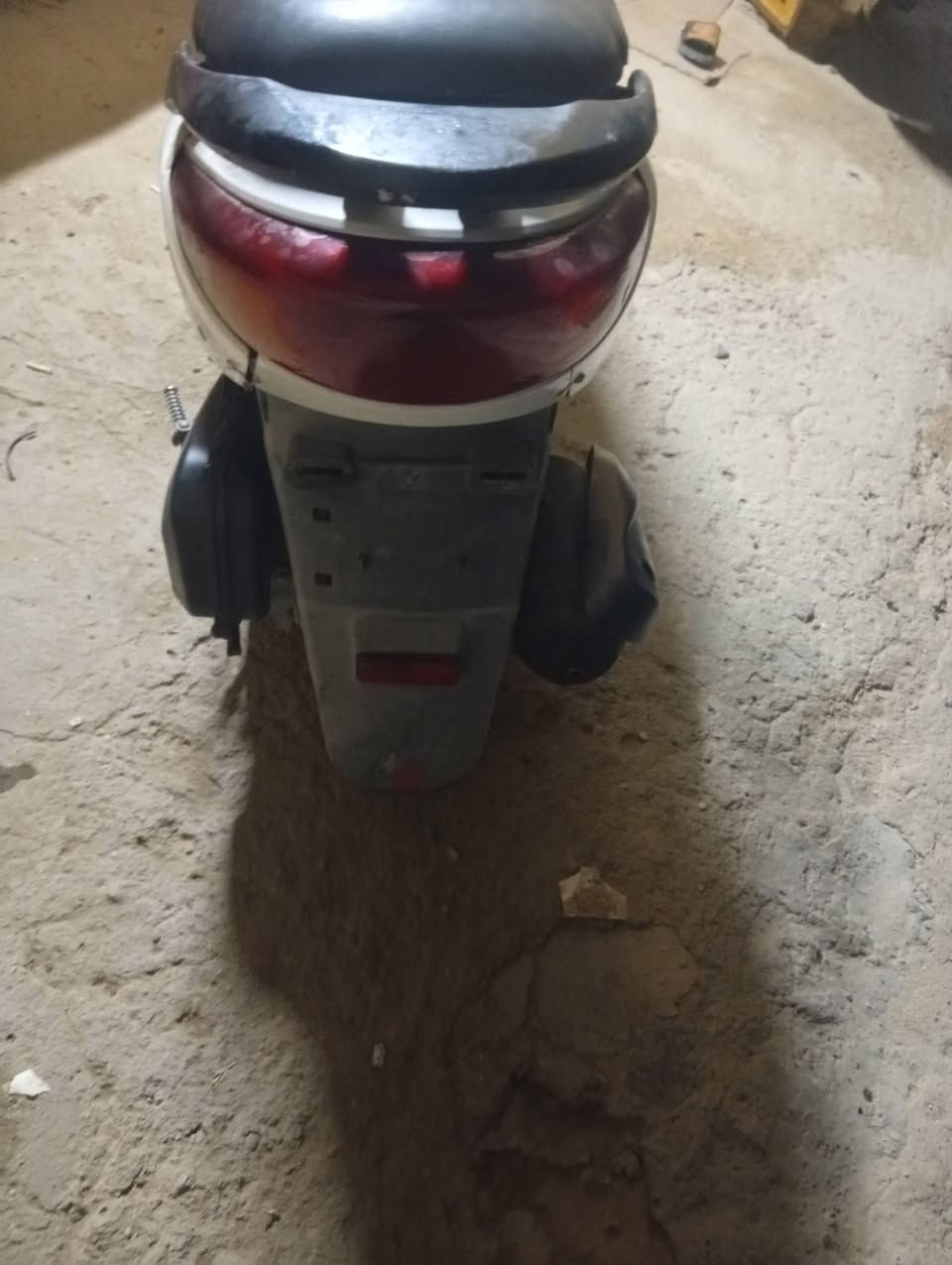 بريز للبيع لايت ناصي دراجه خير من لله لا دخان ولا نضوح ولاتبخير كيلو متر اشاير لايت عالي ناصي شغال دراجه خير من لله مكاني بغداد جسر ديالئ للتواصل واتس اب ***********/***********
