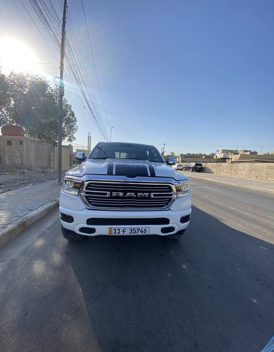سلام عليكم
RAM LARAMIE 1500 .دوج رام لارمي
موديل: 2023
رقم: بغداد 
المحرك: V8 5/7
السيارة وارد امريكي داخله مياه امطار 20‎%‎ تعمل وتسير مكفولة من الحادث بيها مكانات بارد السيارة حيل نظيفة ماشيه 10 الاف ميل فقط مابيها اي نقص 
مكانها: بغداد📍
السعر: 34 الف دولار وقابله للتفاوض 
رقم الهاتف: ***********
