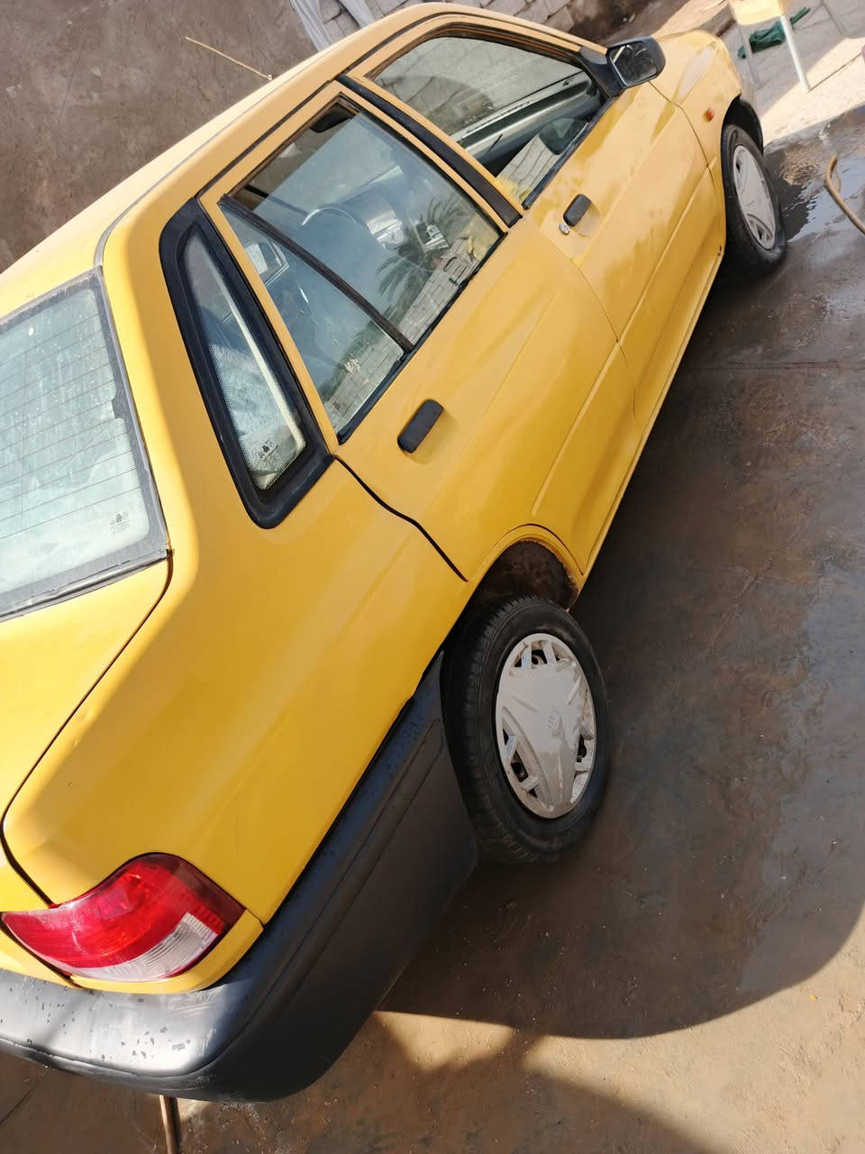 سلام عليكم 

سايبا موديل 2009

مصبوغه احزام   رقم قادسيه. 

راعيه موجود يمي

***********

سعر 15 قفل
