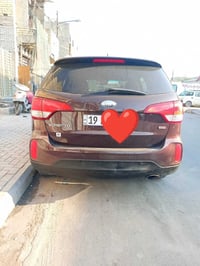 سيارة سورنتو 2014 اربعه سلندر  امريكيه حادثها مبدله جاملغ وبنيد  وصفحه...
