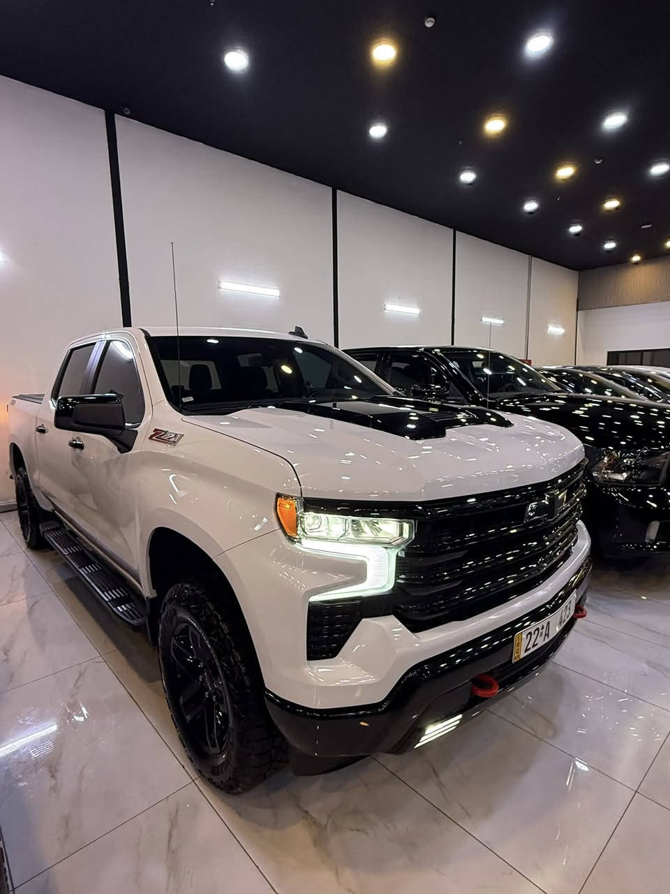 سلام عليكم

شوفرليت سلفرادو لون ابيض 

موديل 2024

سيارة 4×4 فورويل مرغوب 

باب طويل بدي قصير المرغوب 

موصفات LT 

تحديد مسار

رادار امامي 

مانع تصادم امامي

Apple carply wireless 

Android auto wireless 

تدفئة مقاعد 

تدفئة ستيرن 

كروز سرعه تفاعلي 

بيه نظام WIFI 

تشغيل عن بعد 

فتح قفل ذكي بدون مفتاح 

لايت auto beam ذكي

محرك -5.3  -8سلندر

و بعد بيه هواي موصفات خير و بركة 

السيارة مرقمة اربيل  

مكان السيارة اربيل شارح ١٠٠ محراز پاسنجر 

ماشية 32000 ميل 

الاضافات 

كفر حوض جلد اصلي 

عليه سوش بانل امريكي خارجي وايرلس 

0773 443 6969

0750 835 3939
