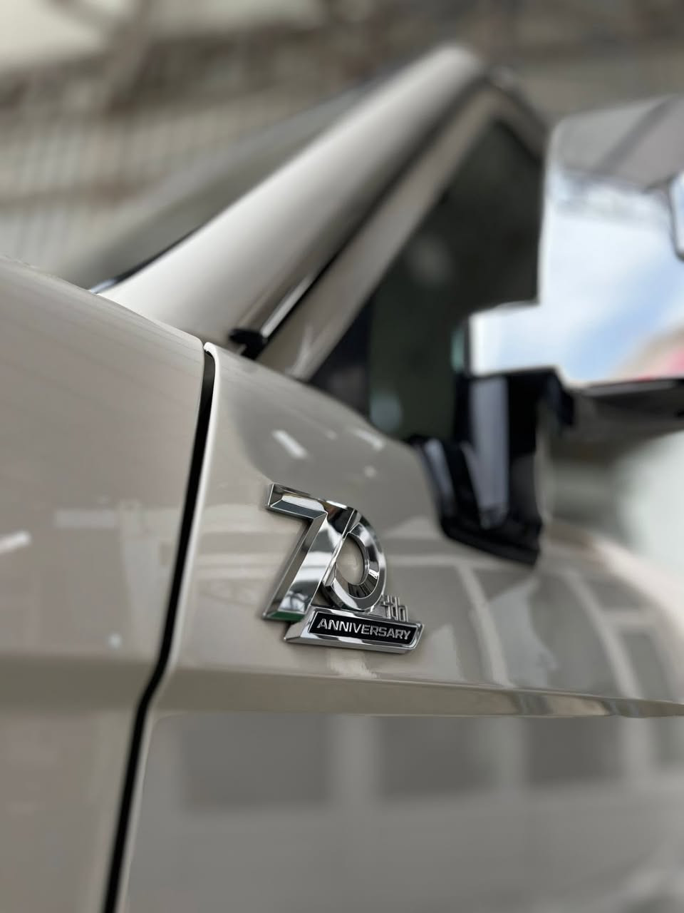 سلام عليكم تويوتا لاندكروزر شاس موديل 2022 فول مواسفات داخل مش مشي بريمي رقةم واحد سيارة رقةم شيمالي سليماني ماشية 37,000 فةقةت صفر صفر مكفولة كةفالة عامة***********
