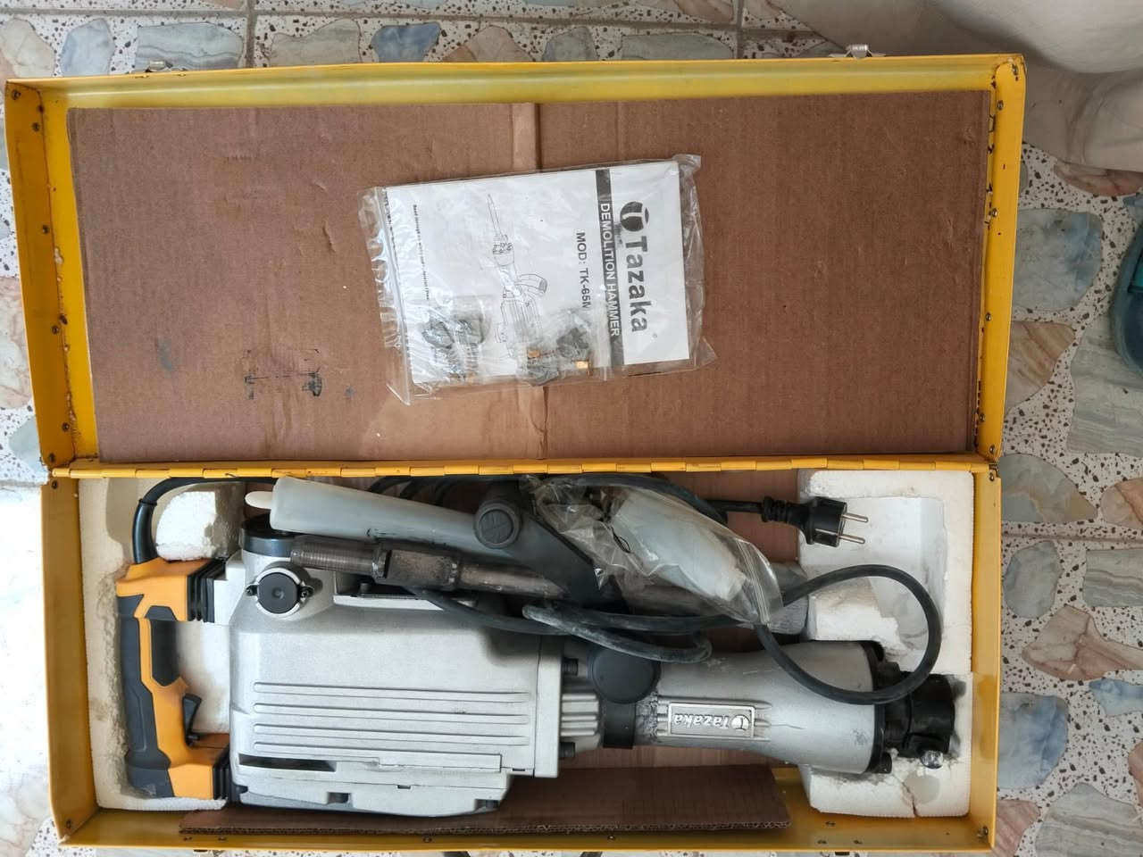 جك همر تفليش كهربائي
مستعمل مره وحده
بغداد حي الجهاد


**إذا كنت صاحب هذا الإعلان وتريد حذفه لأي سبب، رجاءا أرسل رسالة إلى الدعم الفني**