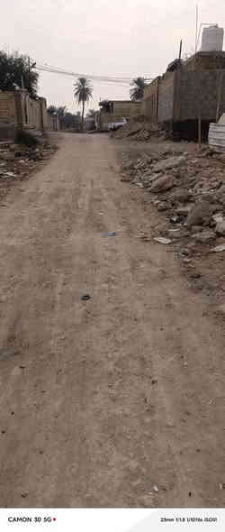 بيت مساحته ١٠٠ واجهيه ٥ نزال ٢٠ غرفه وكلدور مسكوفات سندويج مسس كهرباء ملطوط خدمات مي وكهرباء خطوط مولد شارع ١٠ طابو زراعي سند ٢٥ تاجيه حي السجاد السعر ١٧وبي مجال محتاج واريد ابيع ***********
