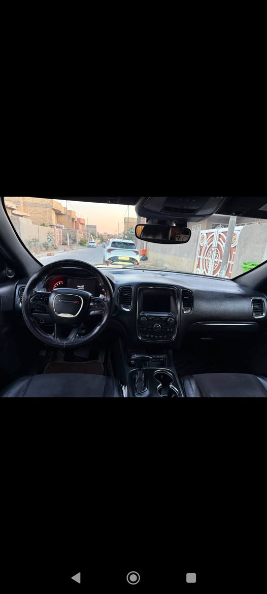 دوج دورنكو 2019جاهزه من الدعميه الدعميه حادثها منشور ويه الصور صبغها حزام اثر جماليه بدون حادث مراوس حسب القناعه 
#المواصفات - رقم  بغداد تحويل مباشر تحويل مباشر مشروع وطني 
1- محرمه  6سلندر
 سلندر بخاصية توفير الوقود ECO 
3-  + جنطه كهرباي
2-بصمه
5- حساسات خلفية اصل مع خاصية  
7- لايت ١٠٠واط اصلي مع حاجب LED . 
8-  مع تحرك المرايات الجانبية عند الرجوع الى الخلف حسب التحكم
9- السيارة  احدث نظام قيادة بالعالم 
10- ويل كب حجم20. طخم تايرات حديث 2020  
12- نظام صوت ٧ سماعات داخل السيارة 
من beats audio من شركة apple
14- تحكم ستيرن كامل امامي وخلفي 
15- شاشة دشبول لمس كبيرة  متكاملة الايعازات . وشاشة ٧ انج معلوملت السيارة والعطلات والرسائل... 
17- نظام AUX + Bluetooth . نظام ملاحة GBS شاشت تنته كبيره
+ ذاكرة ميموري كارد موضعي + USB 
18- مانع تزحلق (انزلاق) .
19- تبريد ٤ قطع اكثر من 10 منافذ
20- الكشنات  جلد متصل  و تدفئة و تهوية و مع الستيرن تدفئة وتهوية والمقاعد الخلفية تدفئة
21- كاميرا خلفية دوارة HD 
22-إظهار ضغط الهواء في الاطارات. ومعلومات السيارة الكترونيا مثل كمية دهن محرك و درجة حرارة المحرك والكير والزيت وضغط الزيت الكتروني .
وباقي مواصفات الدورنكو ⁦✔️⁩  ⭐   
 *********** السعر 190 وبها مجال مكان السياره كوت السياره جاهزه من الدعميه الدعميه مكانها كوت مراوس حسب القناعه
