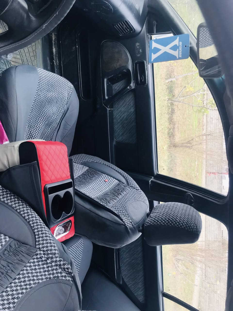 السلام عليكم للبيع النترا دمعه موديل 93 كير محرك صدر تايرات كهربائيات شرط رقم كركوك تحويل ثاني السعر35 وبيها مجال للاستفسار *********** والخاص مفتوح
