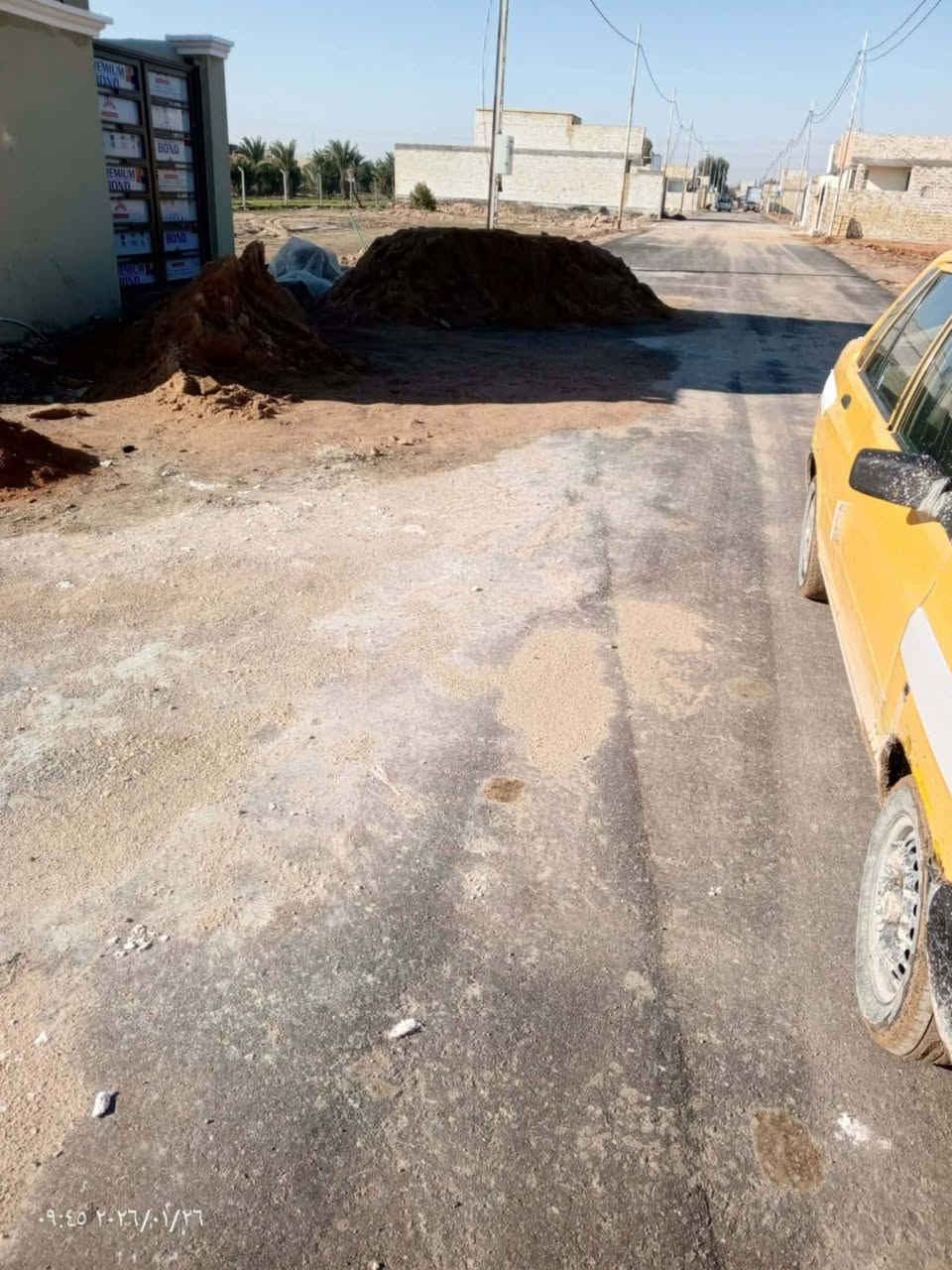 عرفه ميت متر 100 للبيع الواجهيه 5 متر خدمات كامله ماي صوبين الاناره صوبين  شوارع تبليط 10 متر العنوان شارع الصب شارع اسواق تلعفر تبعد عن الشارع العام 600 متر نجف كامله الخدمات اي استفسار الاتصال بالرقم ***********
