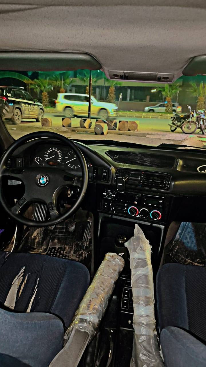 بي ام 525 موديل1991 للبيع صبغ حزام بيه خيط بخار كلششش قليل مع العلم الصدر جديد نوزلات جديد تايرات جديدة كير ومكينة ممتاز
السعر 57$
*********** كركوك, العراق
