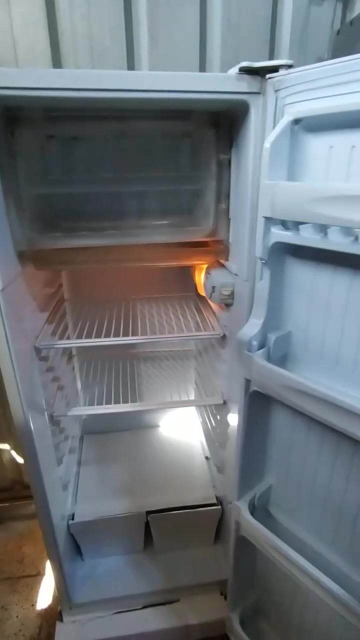 السلام عليكم
للبيع. ثلاجه نظيفه جدا مال بيت   السعر 100الف وبيها مجال


**إذا كنت صاحب هذا الإعلان وتريد حذفه لأي سبب، رجاءا أرسل رسالة إلى الدعم الفني**