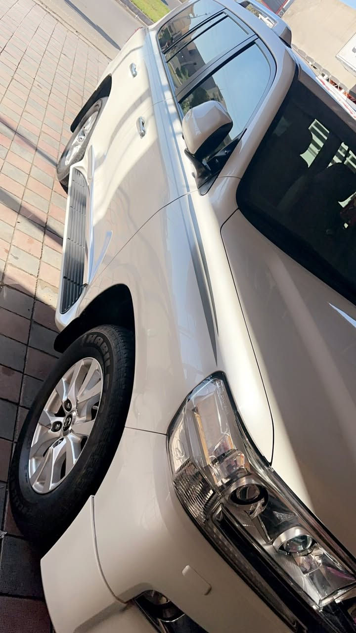 السلام عليكم
لاندكروز 2016 شركة جيهان 
GXR
المحرك 8 سلندر 
السياره على وضع الشركه النظافه و لمعه الصبغ 
تخم تاير جديد 
بيه بارد شي بسيط باب السايق 4 اصابع 
مكان السياره الفلوجه 
بيع او مراوس حسب القناعه 
للاستفسار الاتصال على الرقم 
***********
