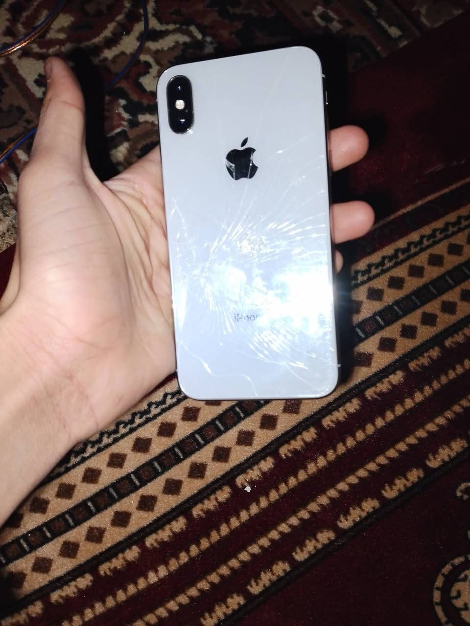 السلام عليكم ايفون اكس عادي ذاكره 256بطاريه 76مبدل شاشه فقط اصليه بوبجي60فريم جهاز حيل حلو السعر 120وبي مجال شعندك جهاز مراوس نزل الخاص مفتوح حياكم الله ذ***********
