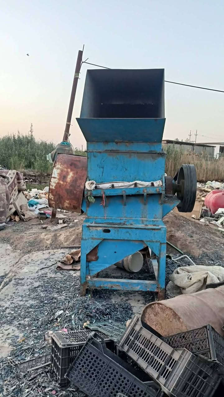 سلام عليكم ثرامة بلاستيك البيع 80×80العنوان الديوانيه الحمزه الشرقي تصال على الرقم ***********
