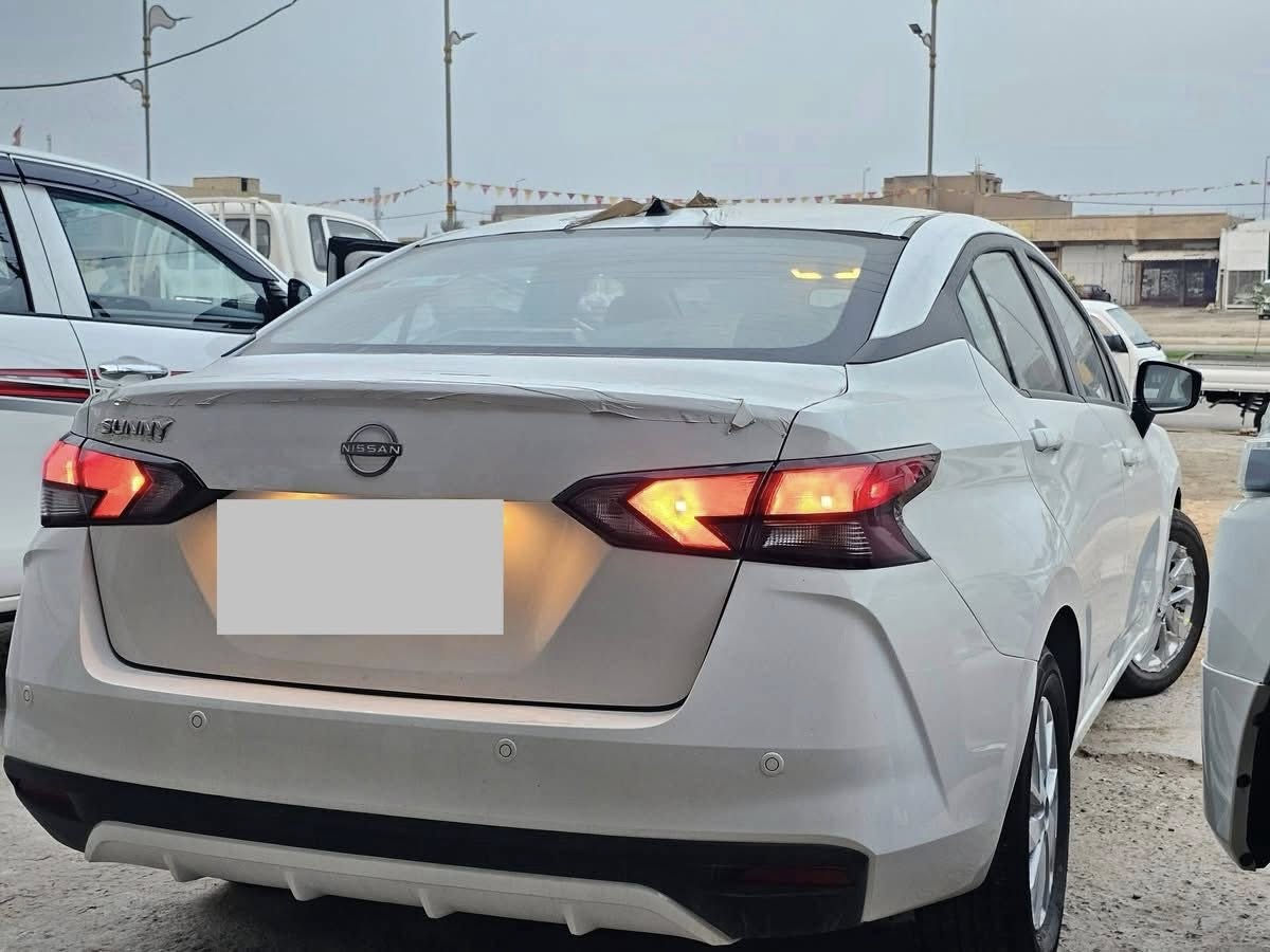 �
🚗 نيسان صني 2024 مكسيكي
▫️ مستخدمة – عداد 8,000 كم
▫️ لون أبيض – رقم بغداد
✔ محرك 4 سلندر  1600 
✔ حساسات
✔ تكييف قوي
✔ وسائد هوائية + ABS
✔ سيارة نظيفة وجاهزة للاستخدام
▫️ كفالة عامة + ضمان السور

💰 السعر: 14,500$
📍 بغداد – معارض النهضة
🏢 معرض الحارث للسيارات
📞 ***********
