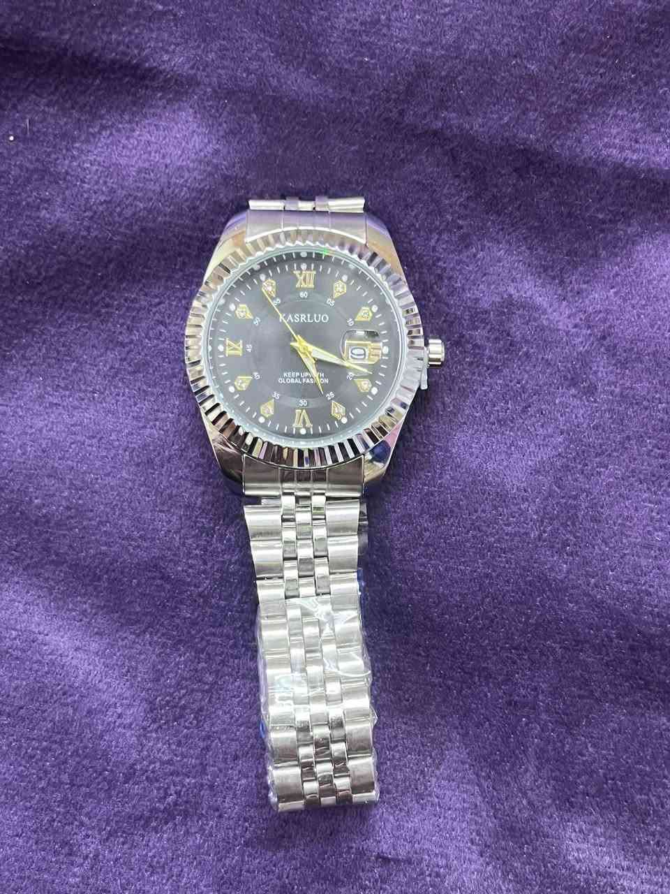 سلام عليكم اخوتي الغالين ساعة مرتبة مثل ما واضح في الصور شبيهة الرولكس السعر 30 الف مع التوصيل على اول تم رزق وعافية للجميع


**إذا كنت صاحب هذا الإعلان وتريد حذفه لأي سبب، رجاءا أرسل رسالة إلى الدعم الفني**