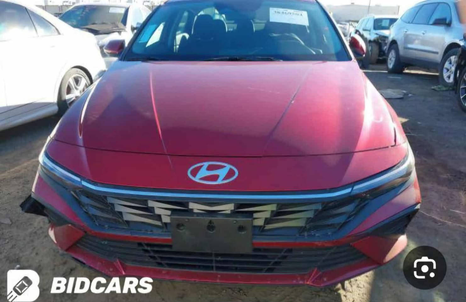 الالسلام عليكم النترا معوقين موديل ٢٠٢٤ احمر اللون وارد امريكي موصفات عادية حادثه كما موضح بالصورة للاستفسار رقم الموبايل ***********
