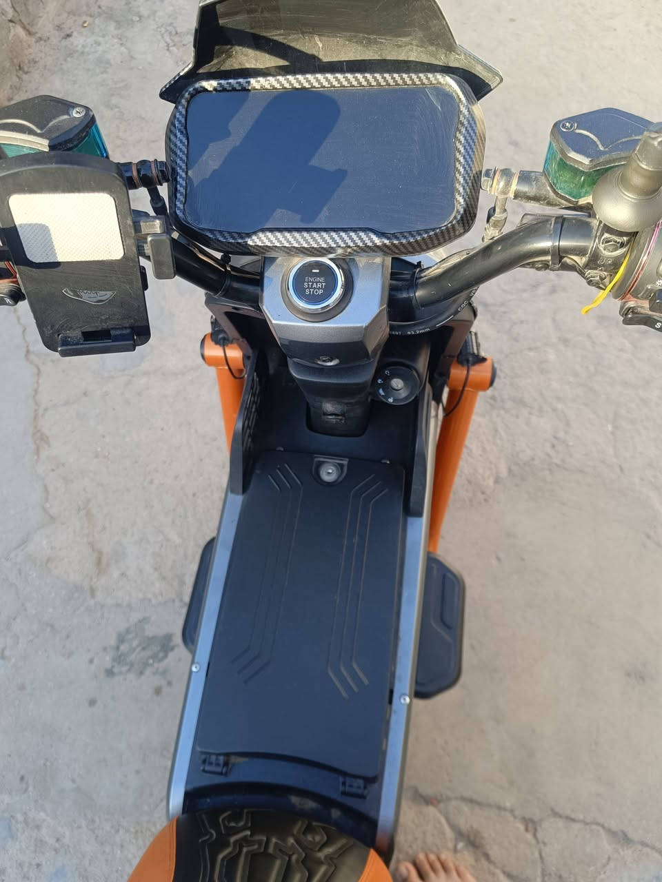 دراجه شحن f900
دراجه جديده بكل معنه مكلمه بطاريات 5 جديده 
***********
شط عرب الجزيره الفيحاء 
سعر 550 بي مجال
