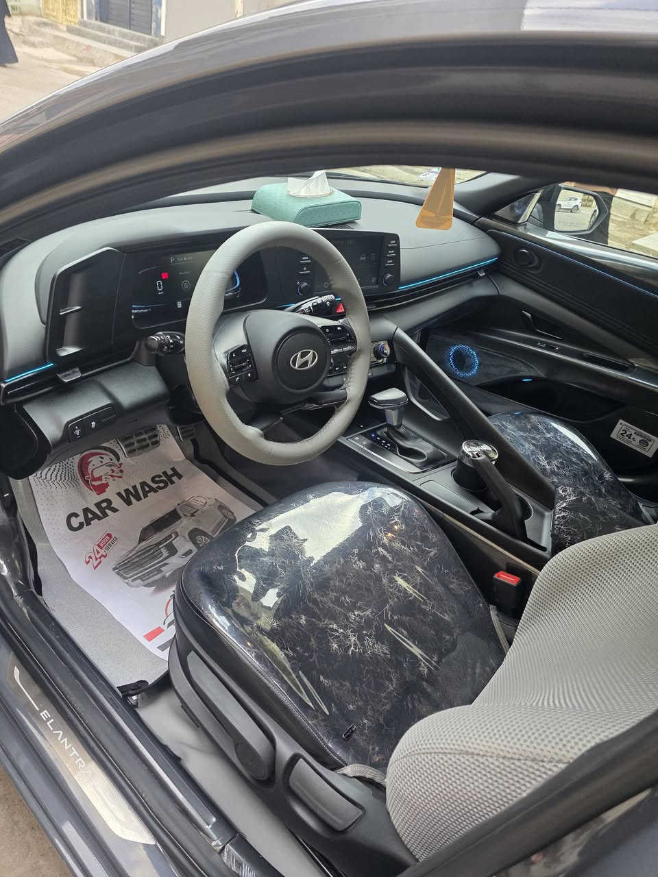 لنترا 2025 لون نفطي 
ماشيه 18 الف كيلو 
مواصفات اعتياديه 
حادثها موضح بالصور 
تعديل هوزن + لغد خلفي ع كدر شبر لو اقل 
اناره داخليه 
تغليف كشنات + ارضيه 
لايت زنون  
رادار 
تحكم استيرن 
كامره+ حساسات اماميه وخلفيه 
تحديد مسار + مثبت سرعه 
مانع تصادم + وقوف ذاتي
مانع انزلاق 
بصمه+ تشغيل عن بعد  
ملاحضه يرباك بردة وراجع سستم
السياره نضيفه ومتصرف عليها ولا فلس
السياره بأسمي رقم انگليزي جديد 
السعر 170$ وبيها مجال بسيط  
مكانها بغداد جميله الثانيه
***********
