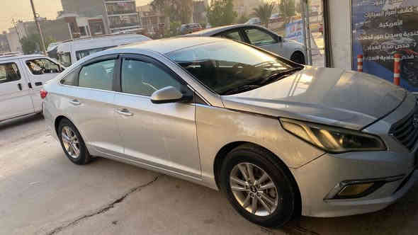 السلام عليكم سوناتا موديل 2017 بسمي عارضها 135 وبيه مجال صدر امامي خلفي جديد تخم تاير جديد هسه شاده ياباني كامره وحساس وشاشه جبيره و السونار موجود وصور الحادث موجوده مكان السياره الدوره قرب جامعة دجله ‏‪***********‬‏
